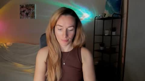 Snapshot of save_the_qween chatting on November 2025 07:51:01 AM save the qween online show from November 2025 07:51:01 AM