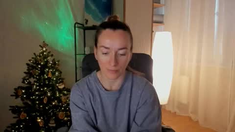 save the qween online show from December 2025 08:32:02 AM