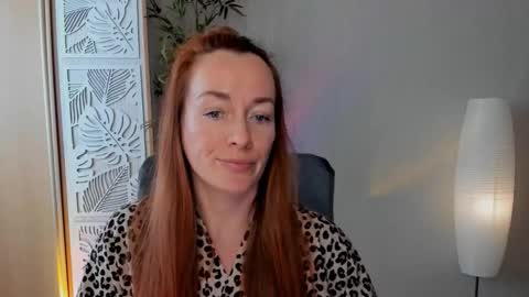 Snapshot of save_the_qween chatting on March 2026 08:19:01 AM save the qween online show from March 2026 08:19:01 AM