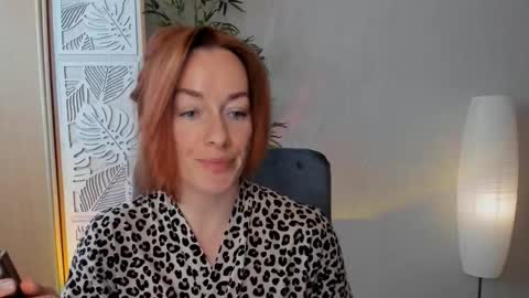 Snapshot of save_the_qween chatting on March 2026 07:01:01 AM save the qween online show from March 2026 07:01:01 AM