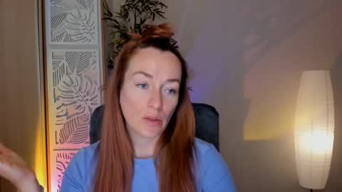 Snapshot of save_the_qween chatting on March 2026 07:25:02 AM save the qween online show from March 2026 07:25:02 AM