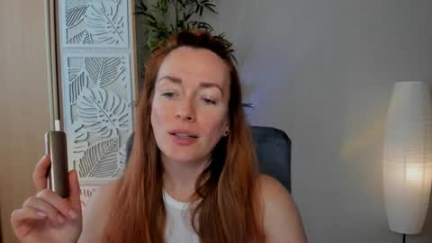 Snapshot of save_the_qween chatting on March 2026 06:36:01 AM save the qween online show from March 2026 06:36:01 AM