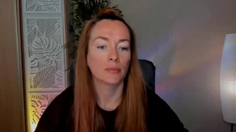 Snapshot of save_the_qween chatting on May 2026 07:25:01 AM save the qween online show from May 2026 07:25:01 AM