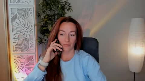 Snapshot of save_the_qween chatting on May 2026 08:54:01 AM save the qween online show from May 2026 08:54:01 AM