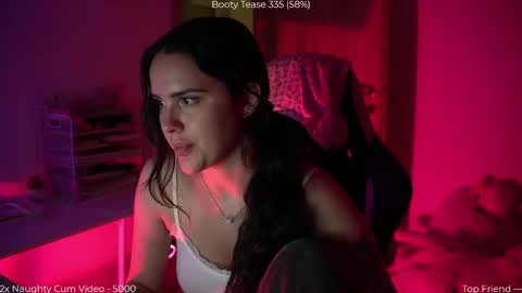 Snapshot of savvage_play chatting on May 2026 07:11:02 PM Naomi online show from May 2026 07:11:02 PM