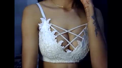 Snapshot of saxee_love chatting on December 2025 06:25:01 PM saxee online show from December 2025 06:25:01 PM