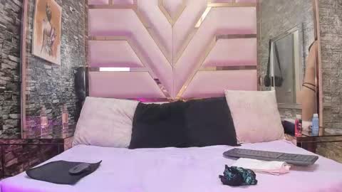 Snapshot of saxybunnyandjayzy chatting on March 2026 10:14:01 PM Bunny and Jayzy online show from March 2026 10:14:01 PM