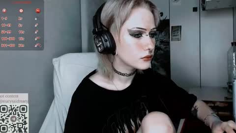 pronoun she. name Mary. age 21. online show from September 2025 01:27:02 AM