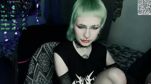 Snapshot of say_mary chatting on March 2026 12:16:01 AM pronoun she. name Mary. age 21. online show from March 2026 12:16:01 AM