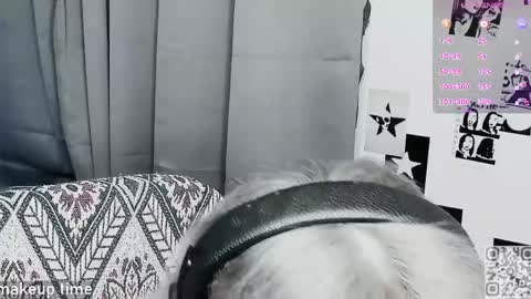 Snapshot of say_mary chatting on April 2026 06:02:01 PM pronoun she. name Mary. age 21. online show from April 2026 06:02:01 PM