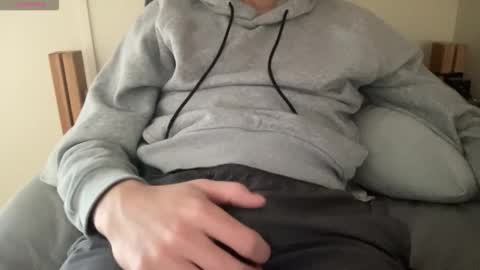 sbarnes2006_ online show from November 2025 06:19:02 PM