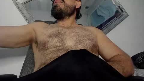 Snapshot of sbastone_muscle chatting on October 2025 01:00:02 PM sebastian muscleman daddy the better latin lover online show from October 2025 01:00:02 PM