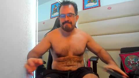 Snapshot of sbastone_muscle chatting on December 2025 12:14:02 PM sebastian muscleman daddy the better latin lover online show from December 2025 12:14:02 PM