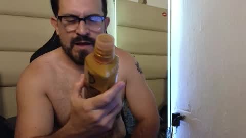 Snapshot of sbastone_muscle chatting on January 2026 02:42:02 PM sebastian muscleman daddy the better latin lover online show from January 2026 02:42:02 PM