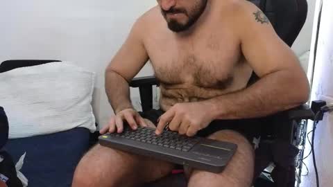 Snapshot of sbastone_muscle chatting on February 2026 03:17:02 PM sebastian muscleman daddy the better latin lover online show from February 2026 03:17:02 PM