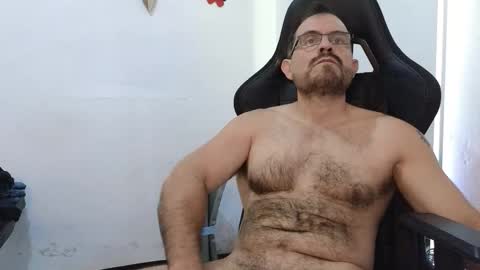 Snapshot of sbastone_muscle chatting on February 2026 02:46:01 PM sebastian muscleman daddy the better latin lover online show from February 2026 02:46:01 PM