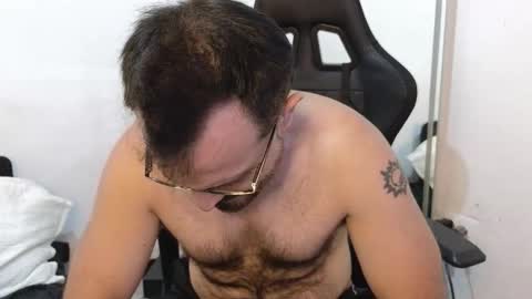 Snapshot of sbastone_muscle chatting on February 2026 03:41:02 PM sebastian muscleman daddy the better latin lover online show from February 2026 03:41:02 PM