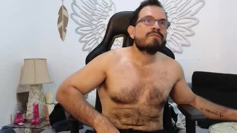 Snapshot of sbastone_muscle chatting on March 2026 03:15:02 PM sebastian muscleman daddy the better latin lover online show from March 2026 03:15:02 PM