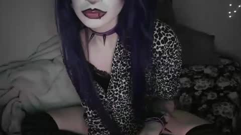 Snapshot of sc4r3d_v4mp chatting on December 2024 05:50:02 AM Scary online show from December 2024 05:50:02 AM