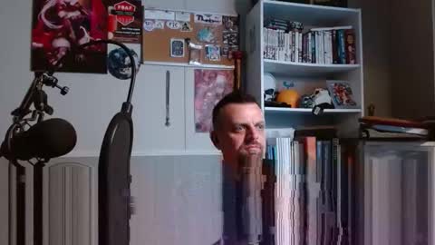 Snapshot of scarecrow2wm chatting on October 2025 03:01:02 PM Kent Clark online show from October 2025 03:01:02 PM