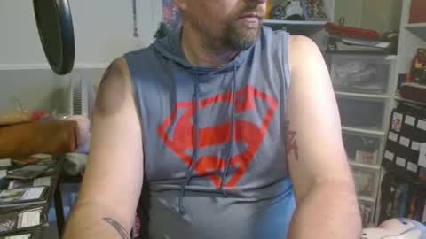 Snapshot of scarecrow2wm chatting on December 2025 09:54:01 PM Kent Clark online show from December 2025 09:54:01 PM