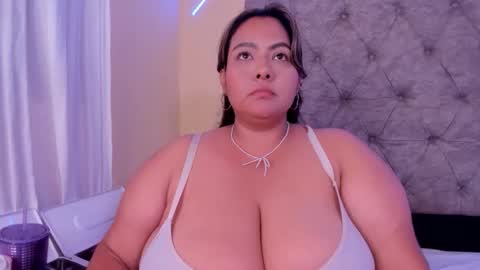 camila online show from April 2026 12:55:02 AM