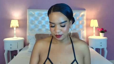 Snapshot of scarleett_fox_ chatting on September 2025 10:57:02 PM Scartlett online show from September 2025 10:57:02 PM