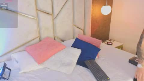 Scarlett online show from February 2026 08:24:01 PM