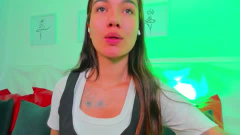 Snapshot of scarlet_castro chatting on March 2026 05:05:02 PM Scarlet online show from March 2026 05:05:02 PM