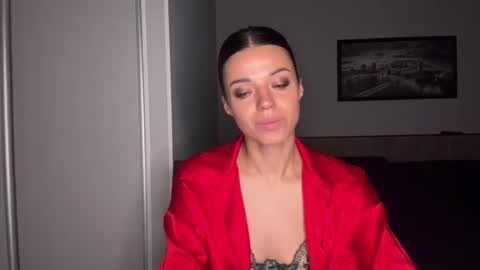 Snapshot of scarlet_daisy_ chatting on June 2026 07:36:01 AM Sophie online show from June 2026 07:36:01 AM