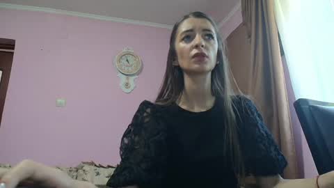 Scarlet online show from May 2026 08:10:01 AM
