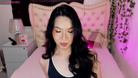 scarlet_sweet6969 online show from October 2025 01:42:02 PM