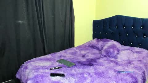 scarlet_tommy online show from February 2025 11:25:02 PM