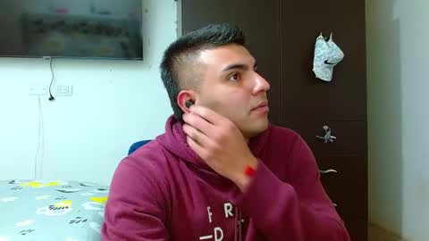 Snapshot of scarletandryan28 chatting on December 2024 02:49:02 AM ScarletandRyan28 online show from December 2024 02:49:02 AM