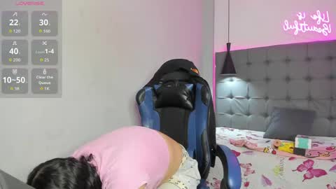 scarlet online show from April 2026 03:06:01 AM