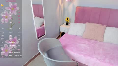 Scarlet  online show from February 2025 08:11:02 AM