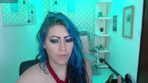 Snapshot of scarleth_bluee chatting on February 2025 03:04:02 AM Scarleth online show from February 2025 03:04:02 AM