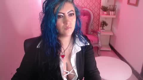 Snapshot of scarleth_bluee chatting on October 2025 02:45:02 AM Scarleth online show from October 2025 02:45:02 AM