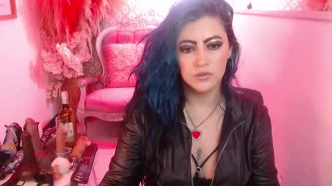 Snapshot of scarleth_bluee chatting on November 2025 03:07:01 AM Scarleth online show from November 2025 03:07:01 AM