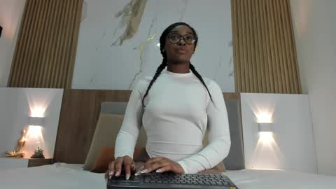 Snapshot of scarletheex chatting on March 2026 10:32:01 PM scarletheex online show from March 2026 10:32:01 PM