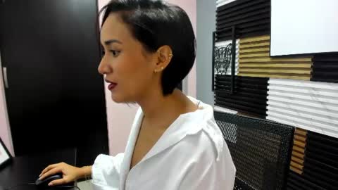 scarlethfoxx_ online show from June 2026 08:02:01 PM