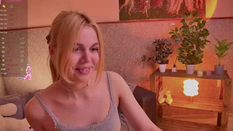 scarletmarney online show from May 2026 03:20:02 PM