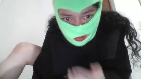 Snapshot of scarletmuse01 chatting on November 2025 12:58:02 PM Scarlet online show from November 2025 12:58:02 PM