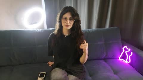 Snapshot of scarletsweettt chatting on May 2026 01:18:01 PM Scarlet online show from May 2026 01:18:01 PM