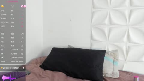 Scarlett online show from September 2025 04:16:01 AM