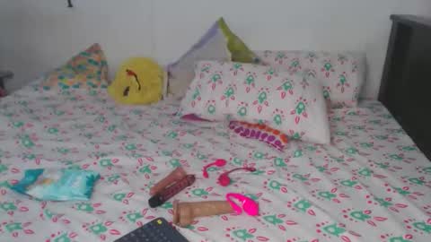 Snapshot of scarlett2310 chatting on October 2025 11:08:02 AM scarlett online show from October 2025 11:08:02 AM