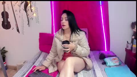 Snapshot of scarlett40_ chatting on April 2026 09:43:01 AM scarlett online show from April 2026 09:43:01 AM