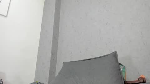 Snapshot of scarlett646 chatting on December 2025 03:11:01 AM Scarlett 3 online show from December 2025 03:11:01 AM