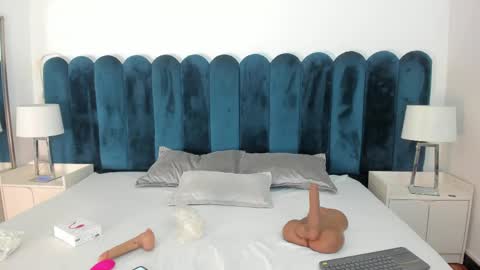 scarlett__noir online show from April 2026 07:09:02 PM