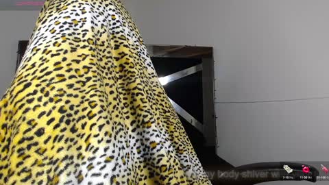 Snapshot of scarlett_buttock chatting on December 2024 07:32:01 PM Scarlett online show from December 2024 07:32:01 PM